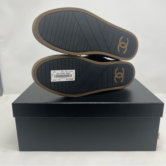 Chanel Suede Logo Strap Low Top Sneakers Size 41.5 / 10.5 NEW WITH BOX - Picture 14 of 16